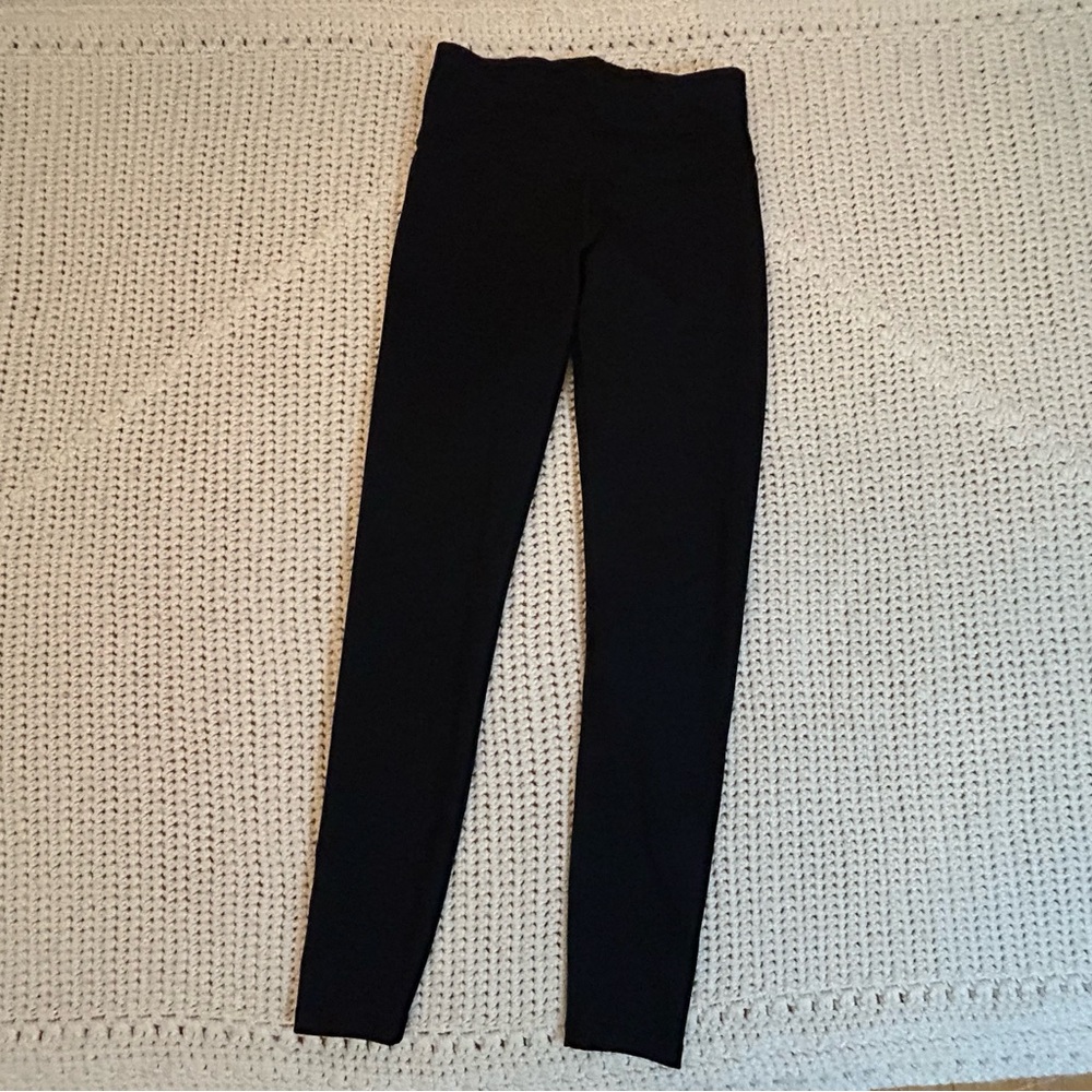 Ivivva Black High-Waisted Leggings